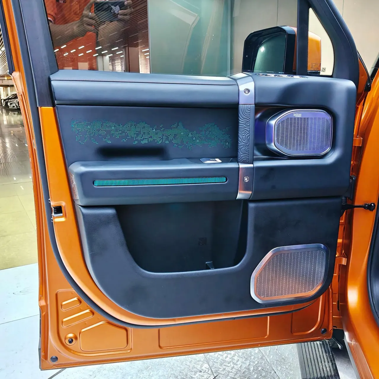 Jetour vertical and horizontal 2025 G700 CDM-O 2.0T enjoy the version of 6 automatic gear 15