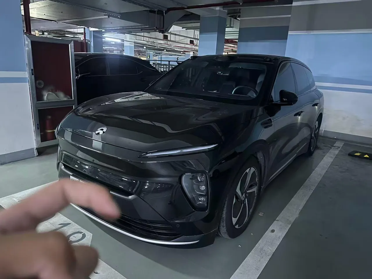 Open image lightbox: NIO 2024 ES8 75kWh automatic