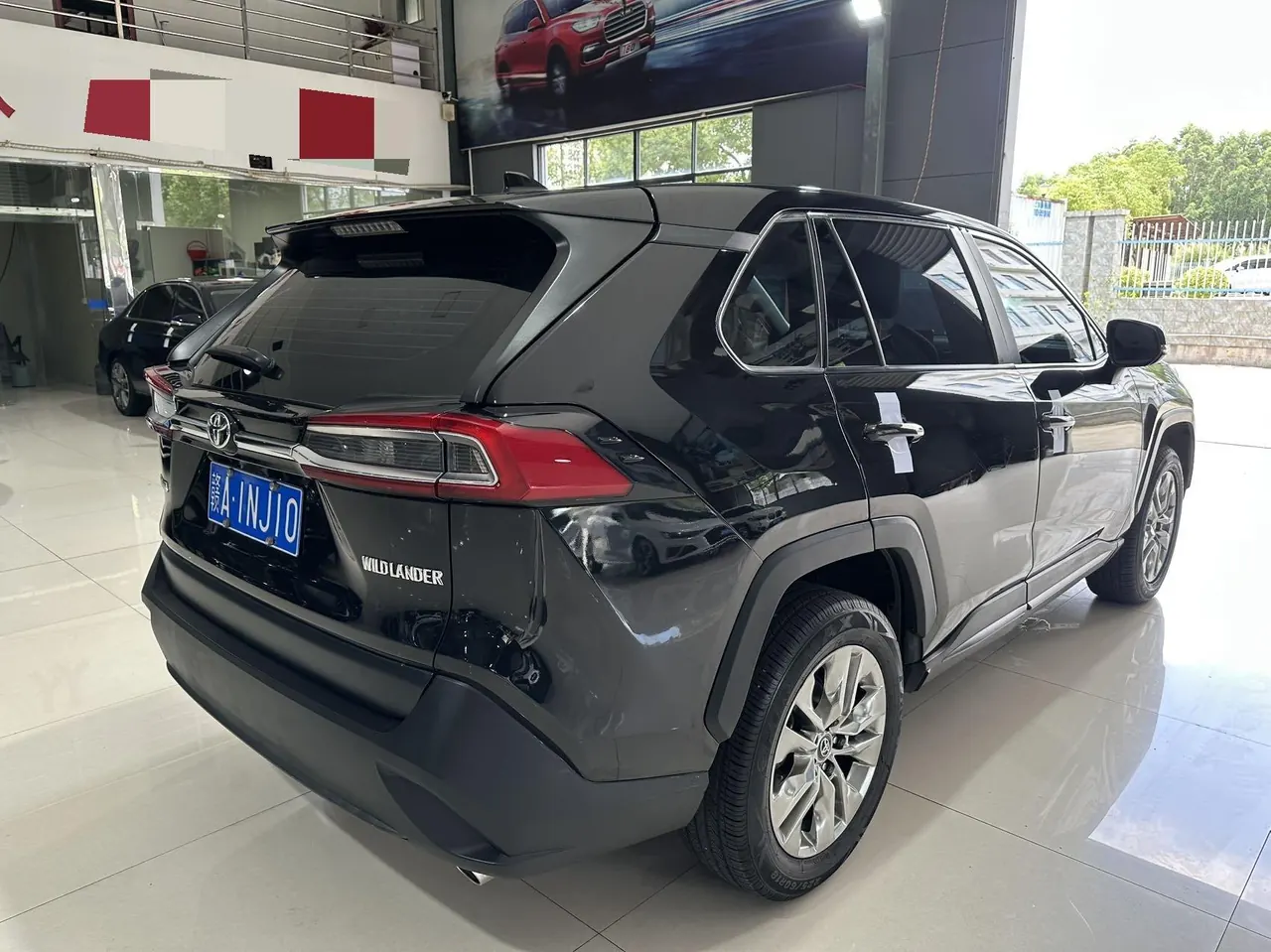 Toyota 2022 Willanda 2.0 Stepless Two-Drive Luxury PLUS Edition Automatic Gear 4