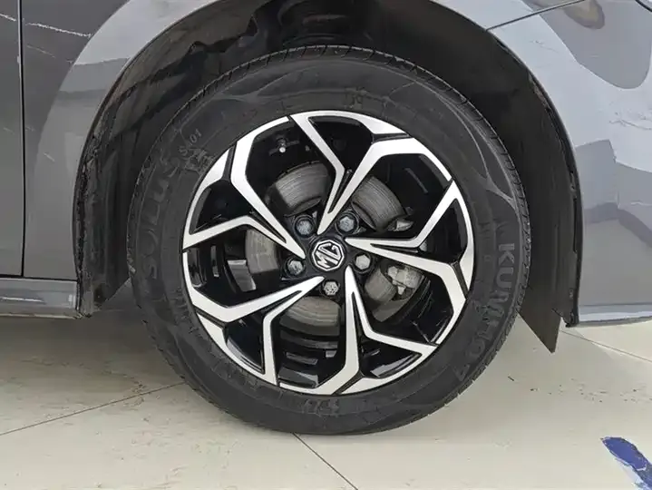 MG5 2023 Model 180DVVT CVT Luxury Edition 6