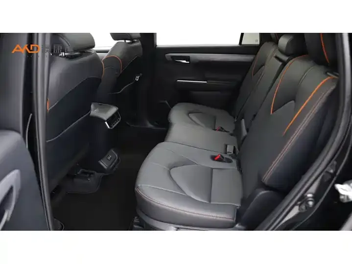 Crown Lu Fang 2026 2.0T 4-wheel drive 7