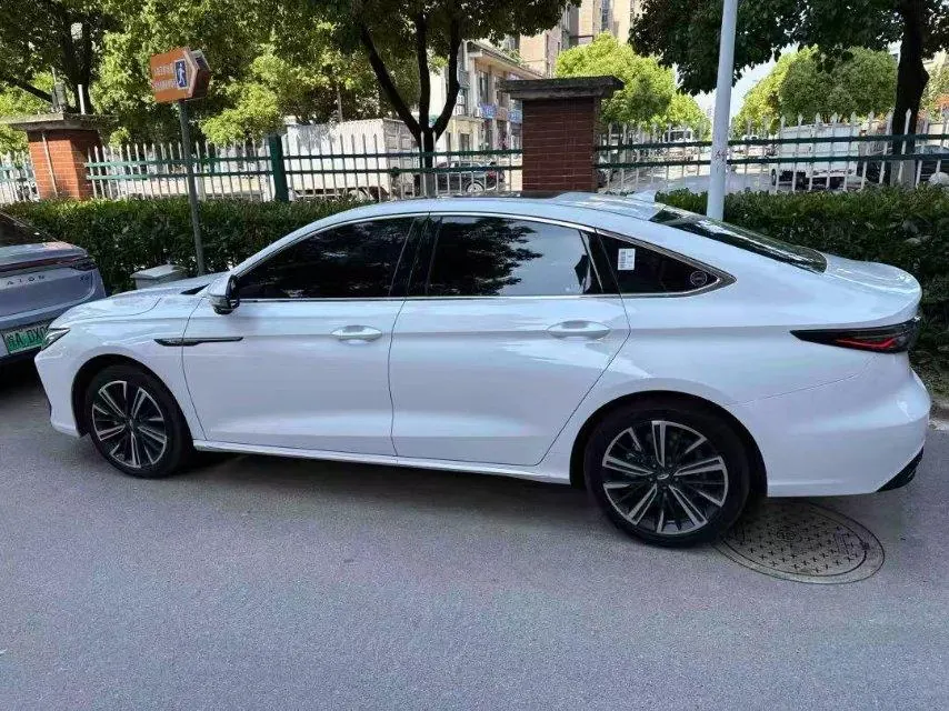 Chery 2025 Erez 8 Pro 1.6TGDI 290TGDI Comfortable Automatic Gear 6