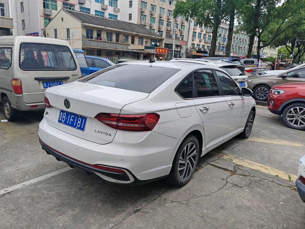 Volkswagen 2024 LaVida 1.5 Star 5 Million Edition Automatic Gear 7