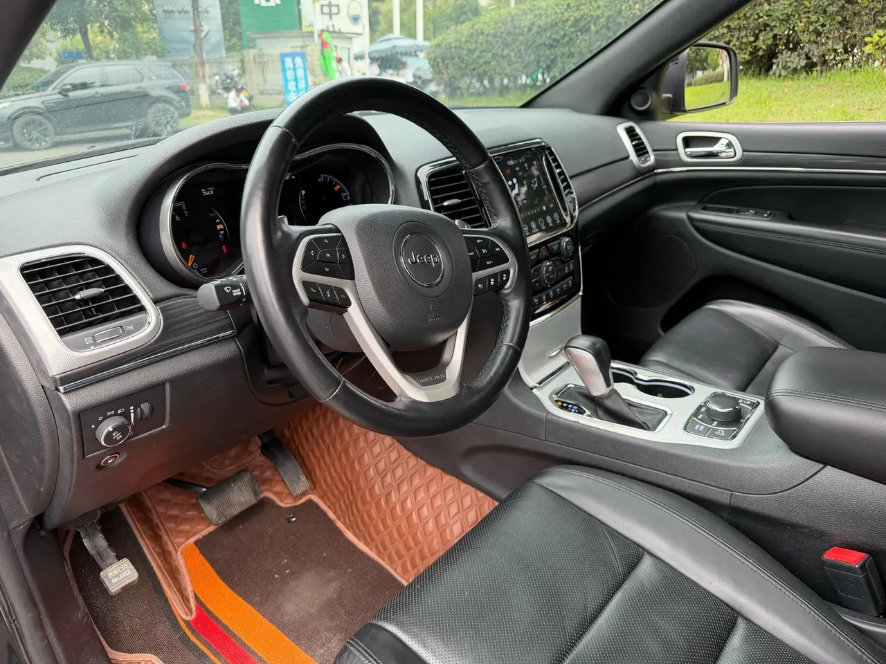 Jeep Grand Cherokee (Imported) 2020 Grand Cherokee 3.0 Elite Navigation Edition Automatic Gear 3