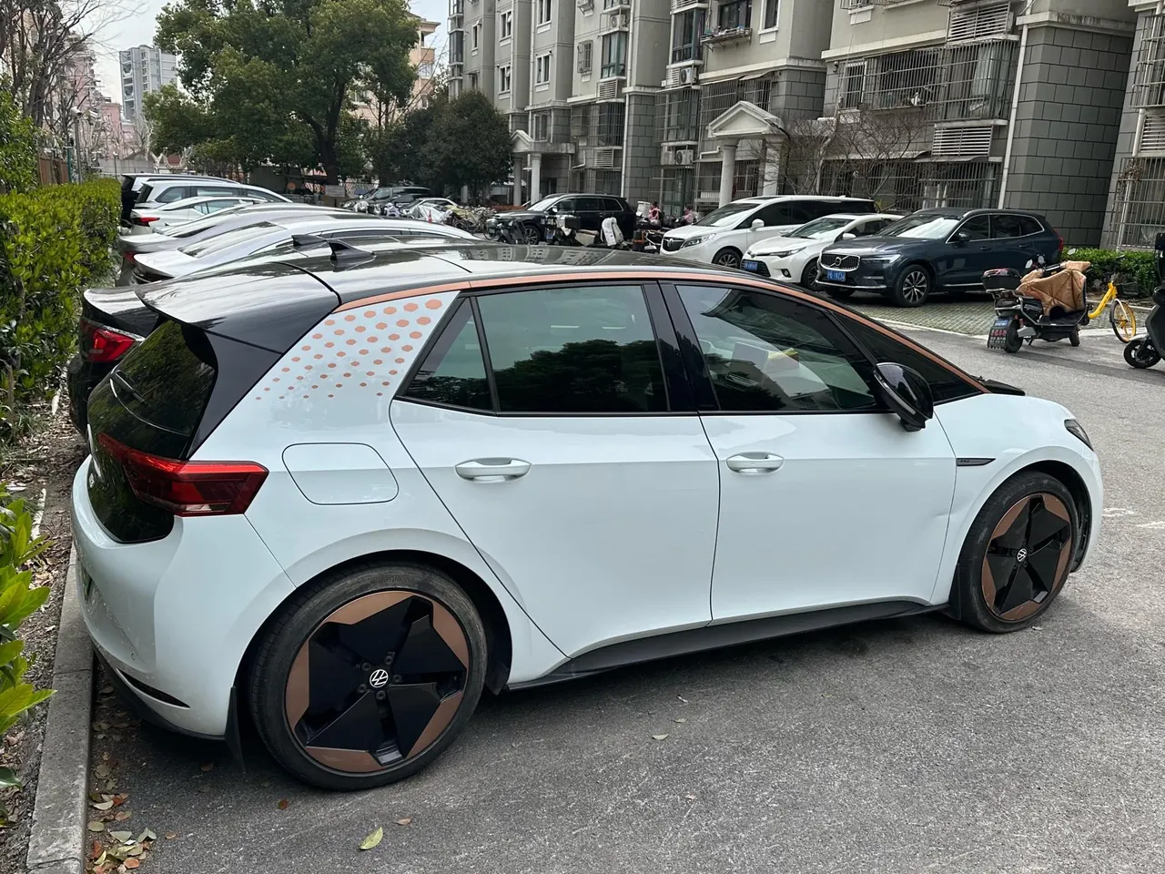 Volkswagen 2021 ID. 3 Pro Extremely Intelligent Automatic 3