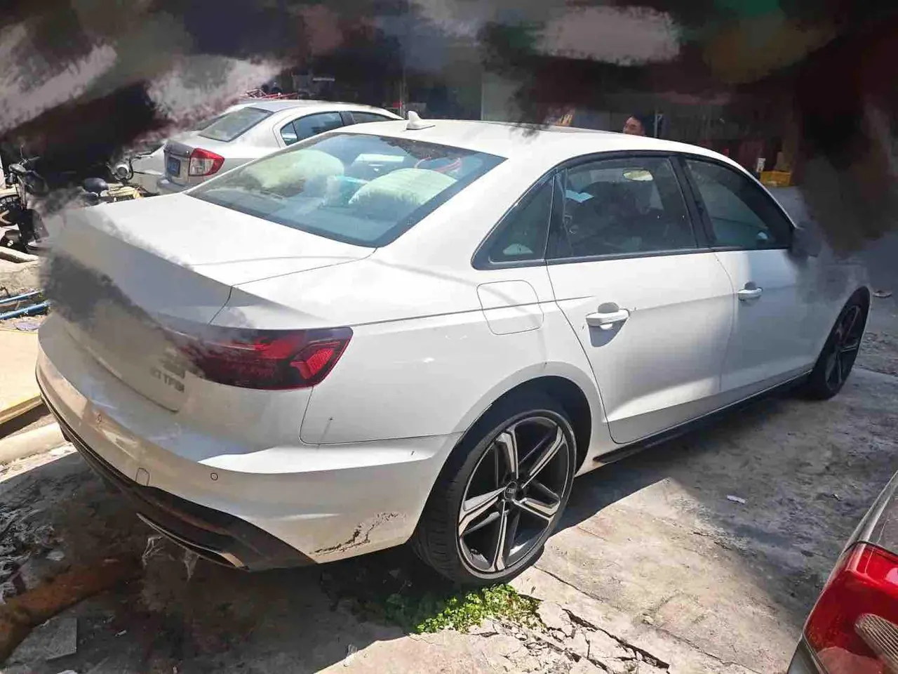 Audi 2024 A4L 2.0TFSI 40TFSI Deluxe Dynamic Automatic 5