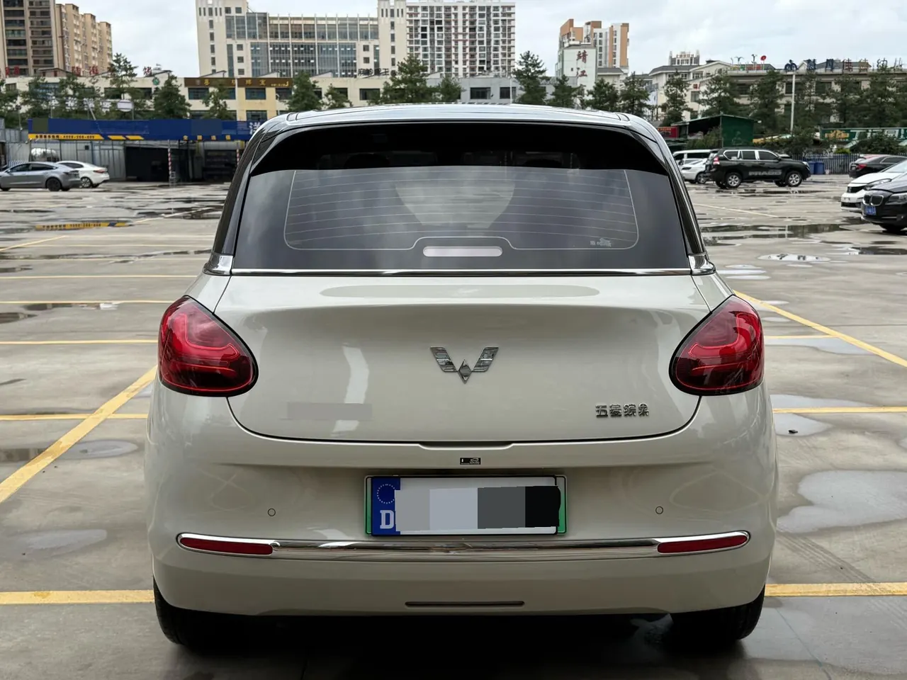 WuLing 2025 Plantronics 410km LingBox Exclusive Automatic Transmission 5