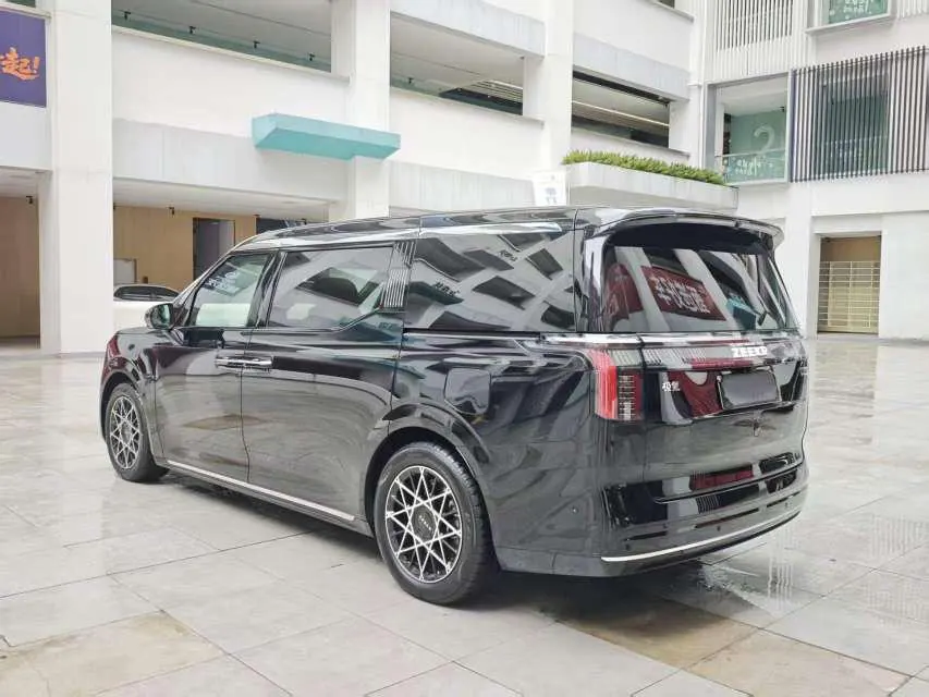 Zeekr 2024 Zeekr 009 7-seat aisle version 108kWh automatic gear 7