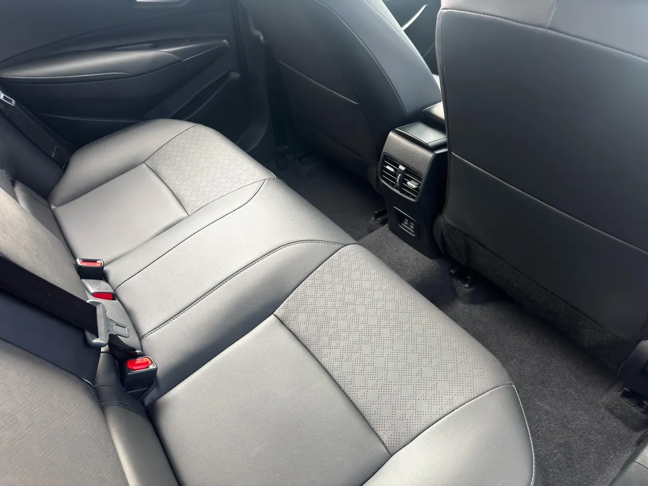 Toyota 2025 Corolla Double Engine 1.8 Stepless Intelligent Electric Hybrid Pioneer Edition Automatic Gear 10