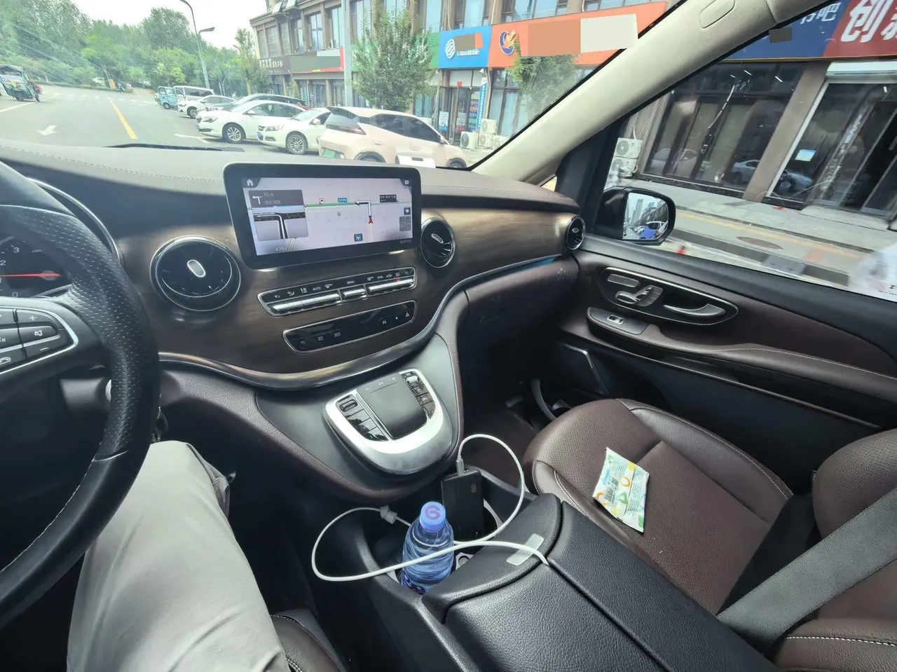 Mercedes Benz V 2021V 260 L 2.0T Premium Edition Automatic Gear 4