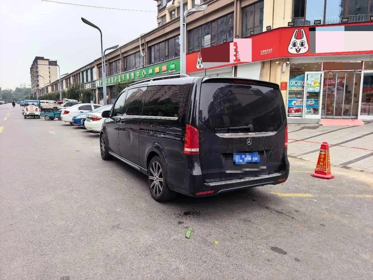 Mercedes Benz V 2021V 260 L 2.0T Premium Edition Automatic Gear 6