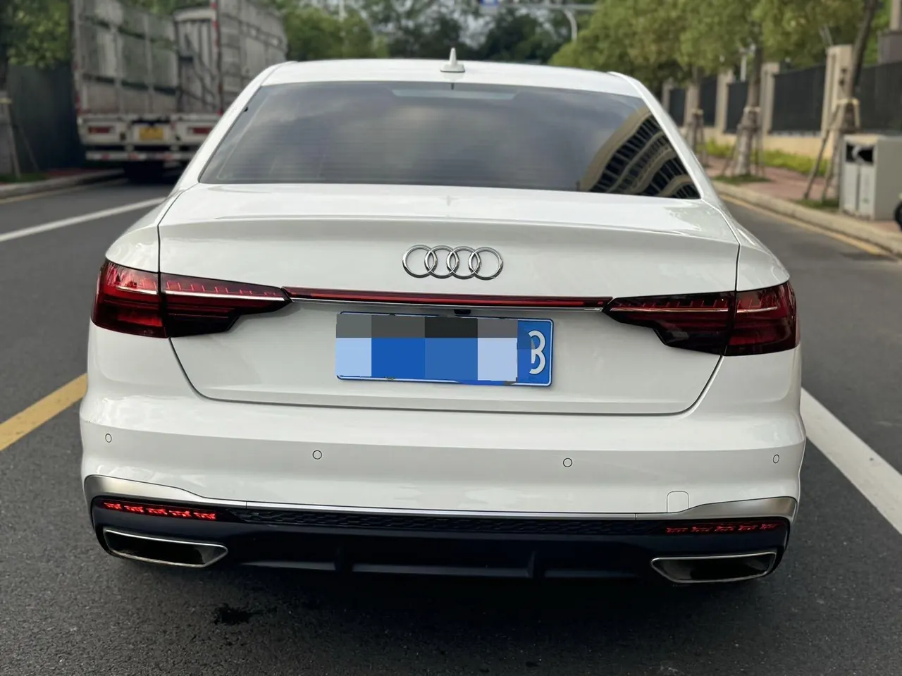 Audi 2022 A4L 2.0TFSI 40TFSI Fashion Dynamic Automatic 8