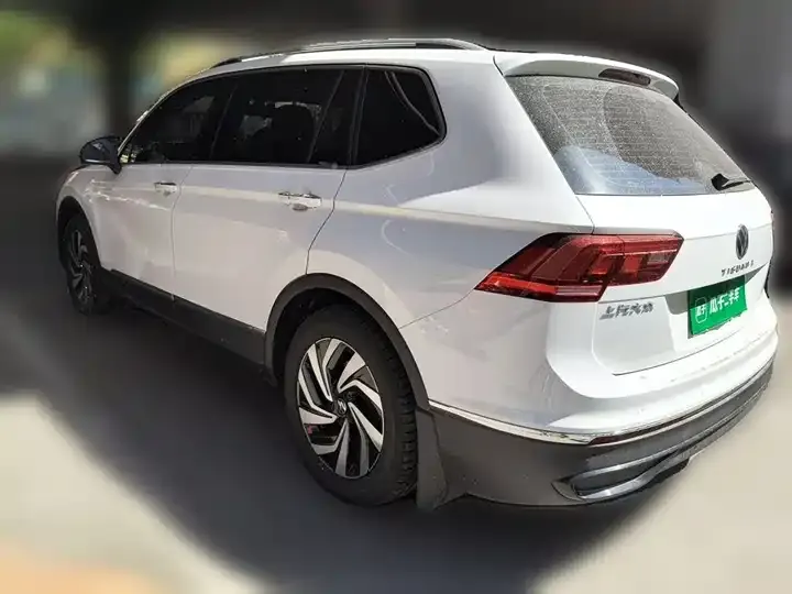 Tiguan L 2025 outstanding 300TSI automatic two-wheel drive Longteng version 4