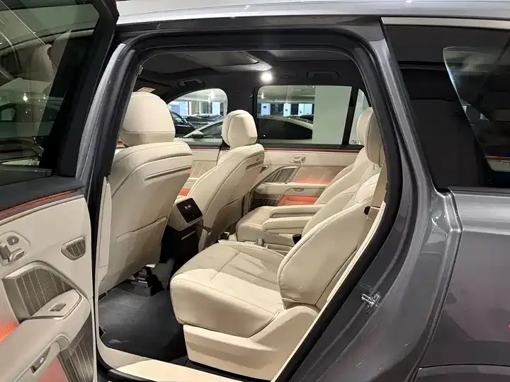 ONVO L90 2025 Max six-seat version 6