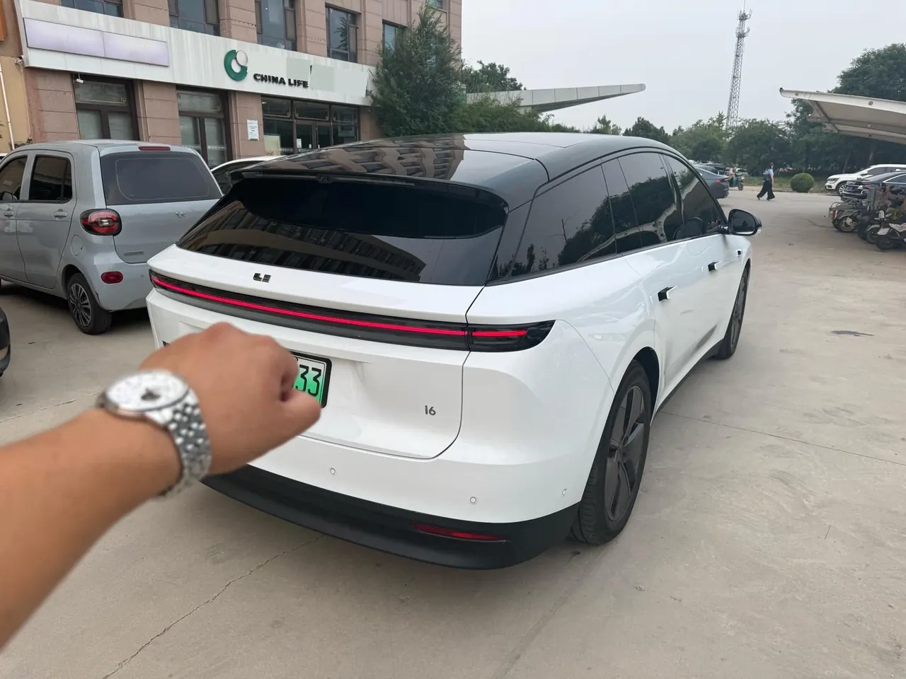 Li 2025 I 300.00g Drive Standard Edition Automatic Gear 7