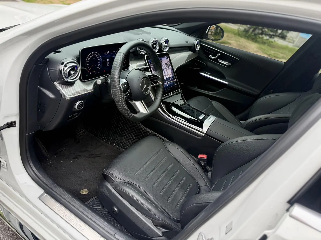 Mercedes Benz Class C 2024 C 260 L 48V 1.5T Sports Edition (Modified 2) Automatic Gear 4