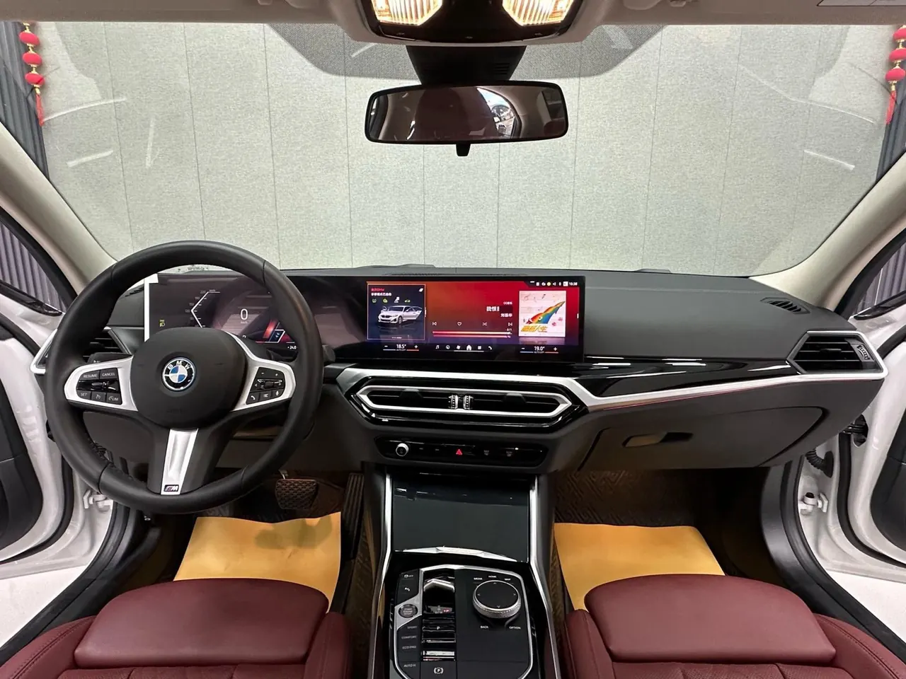 BMW 2024 i3 eDrive 35 L automatic gear 9