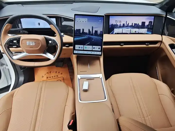 Galaxy L7 2025 EM-i 115km Discovery Edition 4