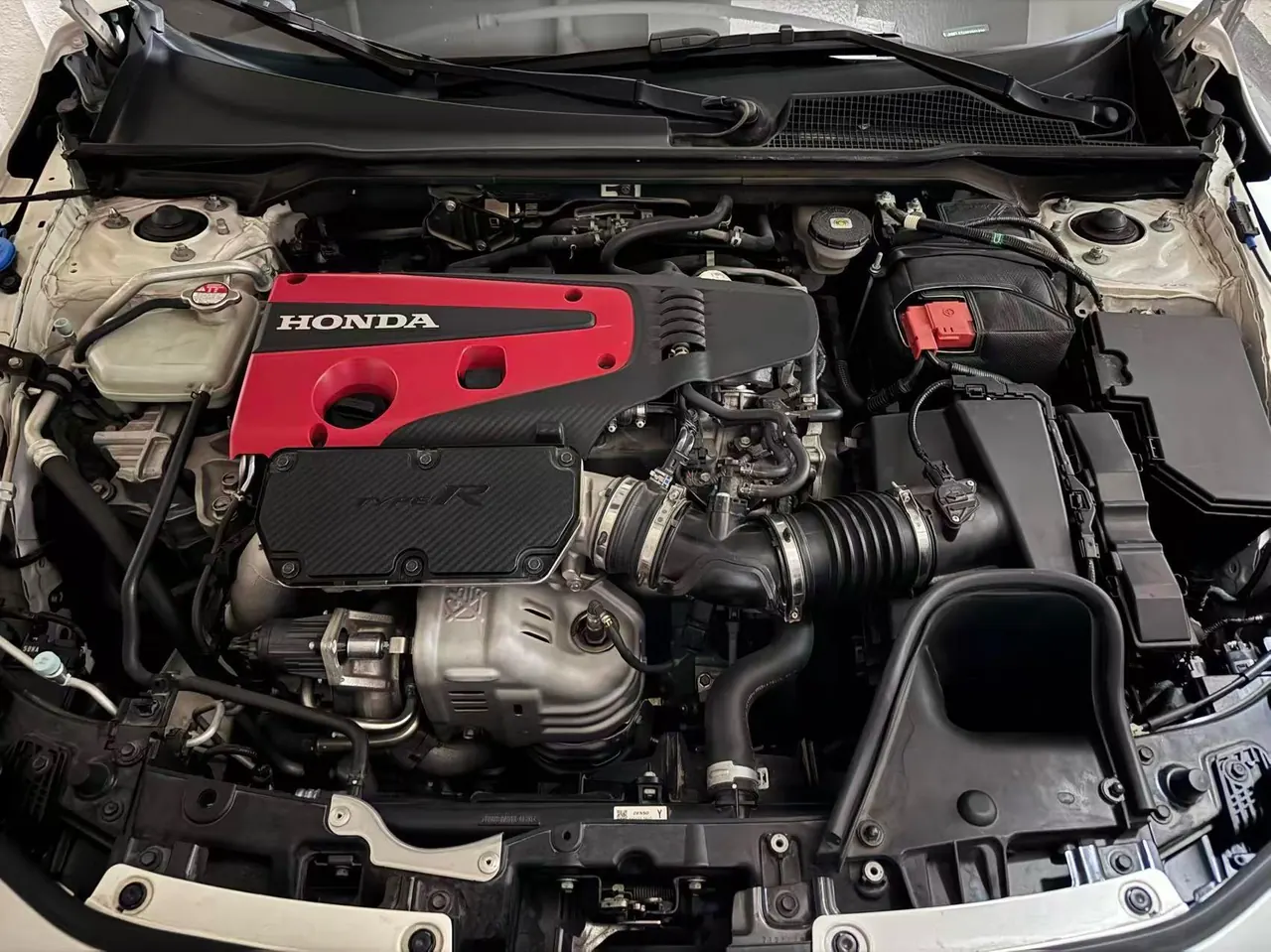 Honda Civic (Imported) 2023 Model Civic Type R 2.0T 420TURBO Manual Transmission 5