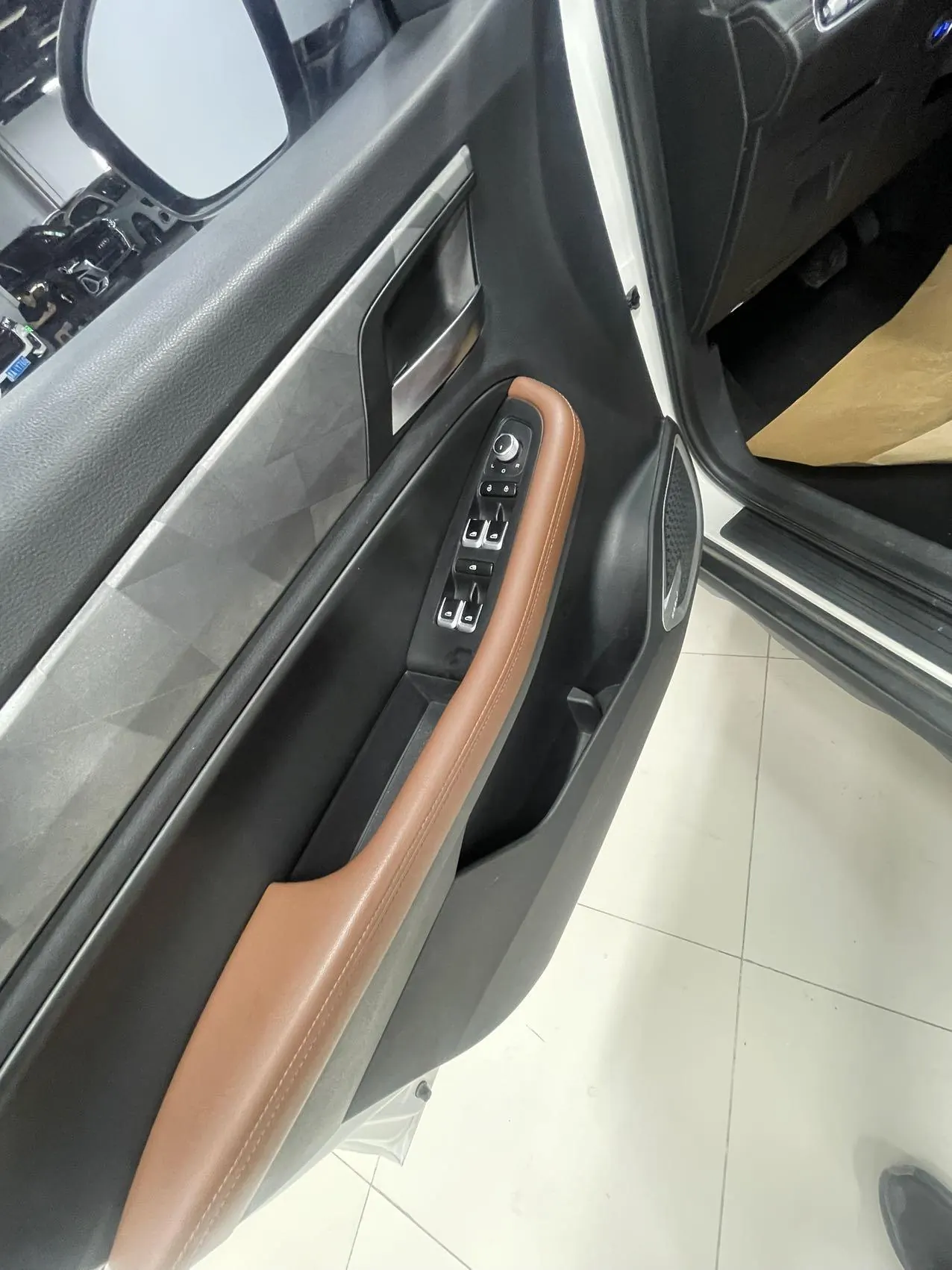 Geely Vision SUV(X6) 2021 Vision X6 Pro 1.4T Premium Automatic 18