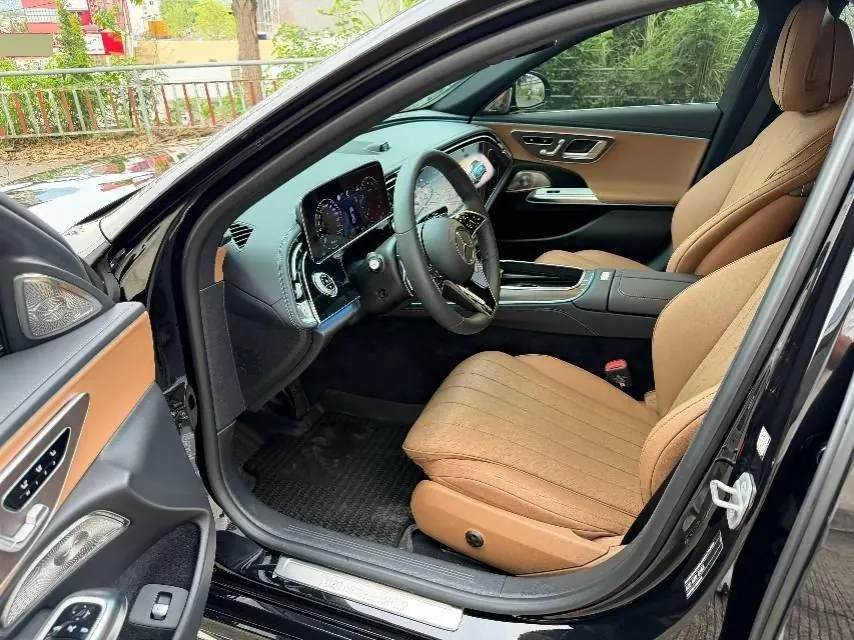 Mercedes Benz E Class 2025 E 300 L 48V 2.0T Luxury Sports Automatic 5