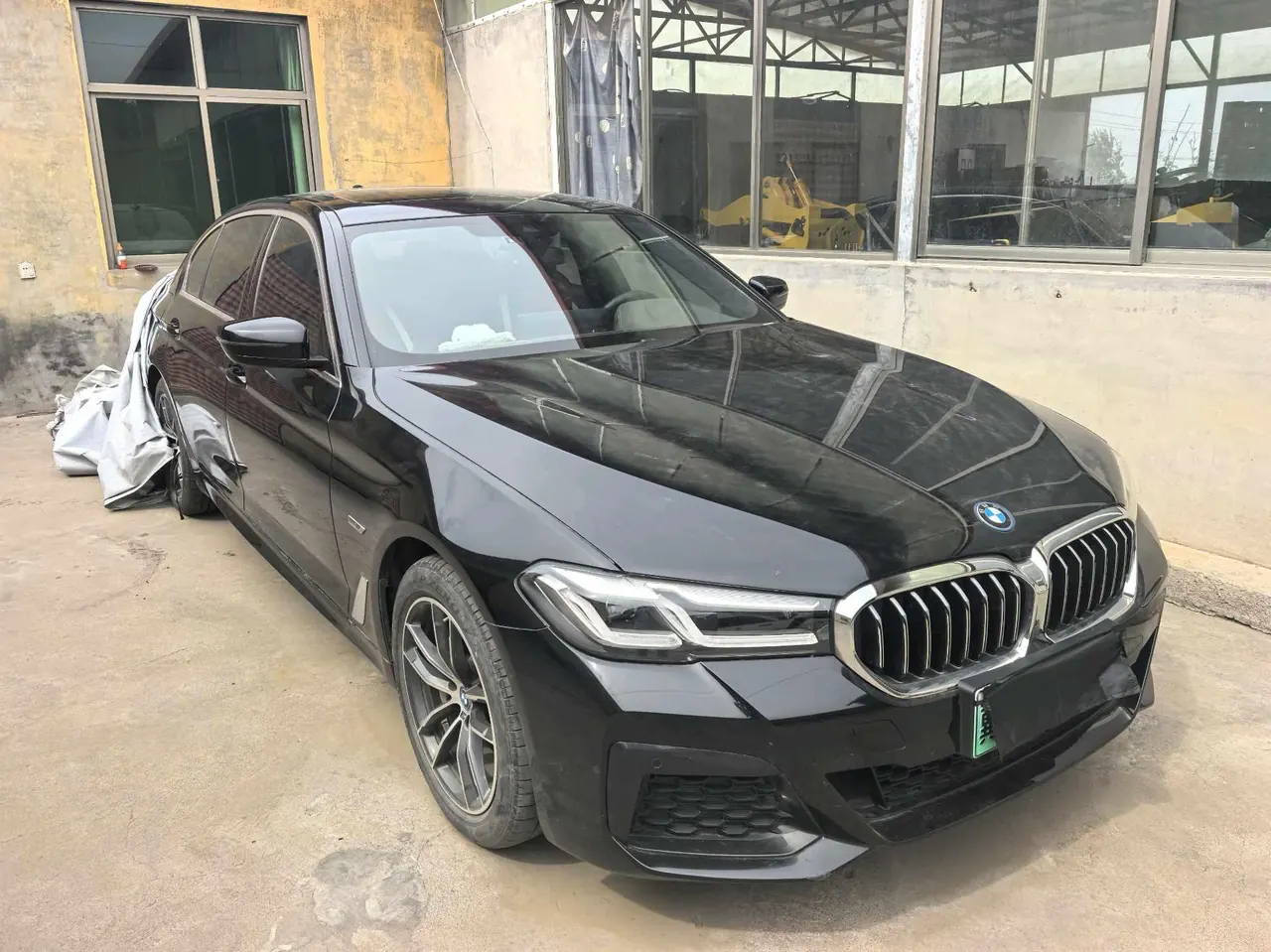 BMW 5 New Energy 2022 535Le 2.0T M Sports Suit (Modified) Automatic Gear - View 1