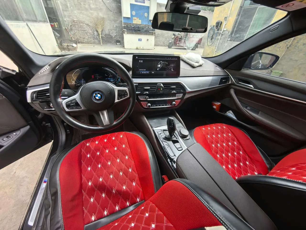 BMW 5 New Energy 2022 535Le 2.0T M Sports Suit (Modified) Automatic Gear 3