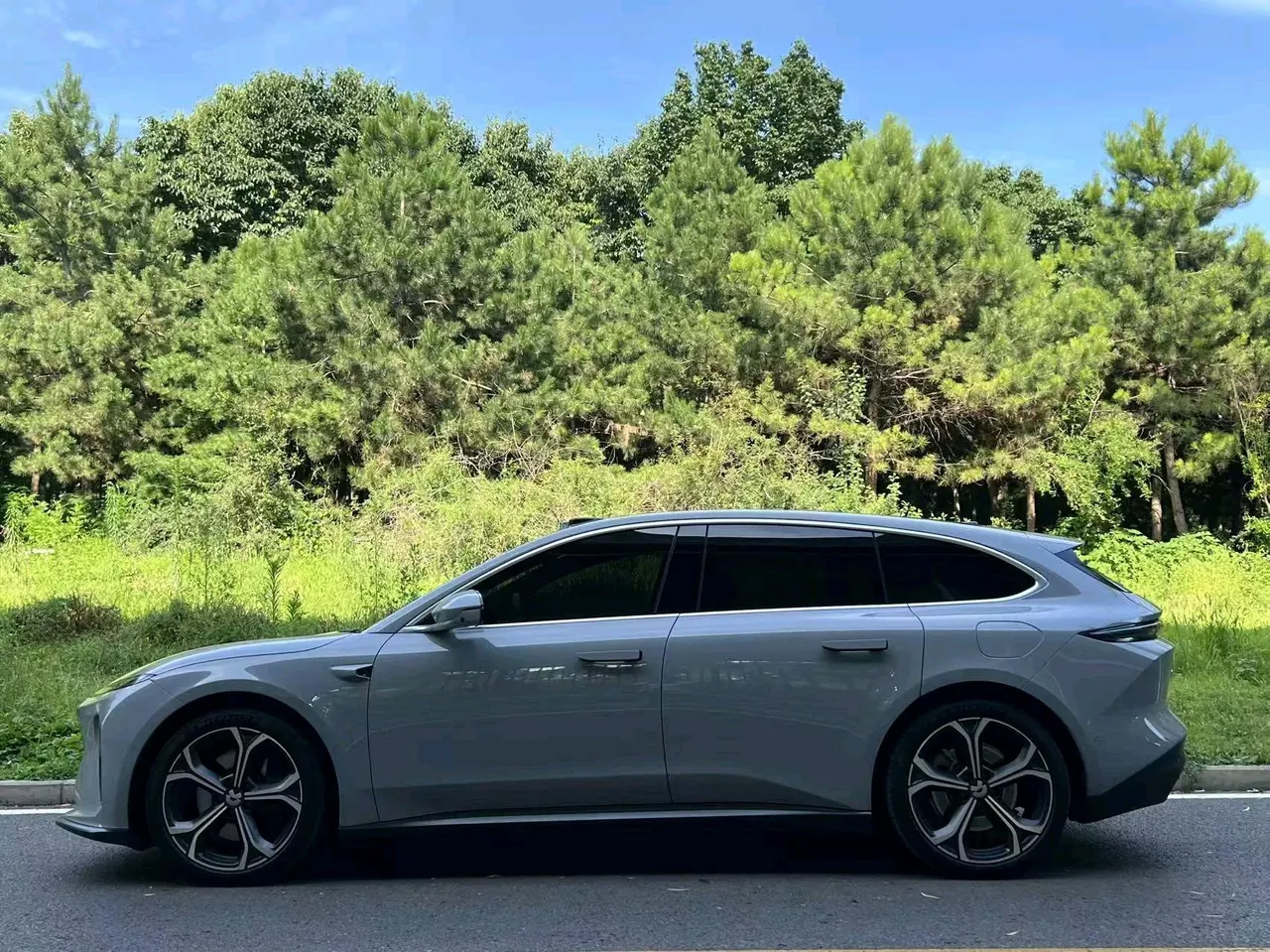 NIO 2024 ET5T 75kWh Touring automatic 2