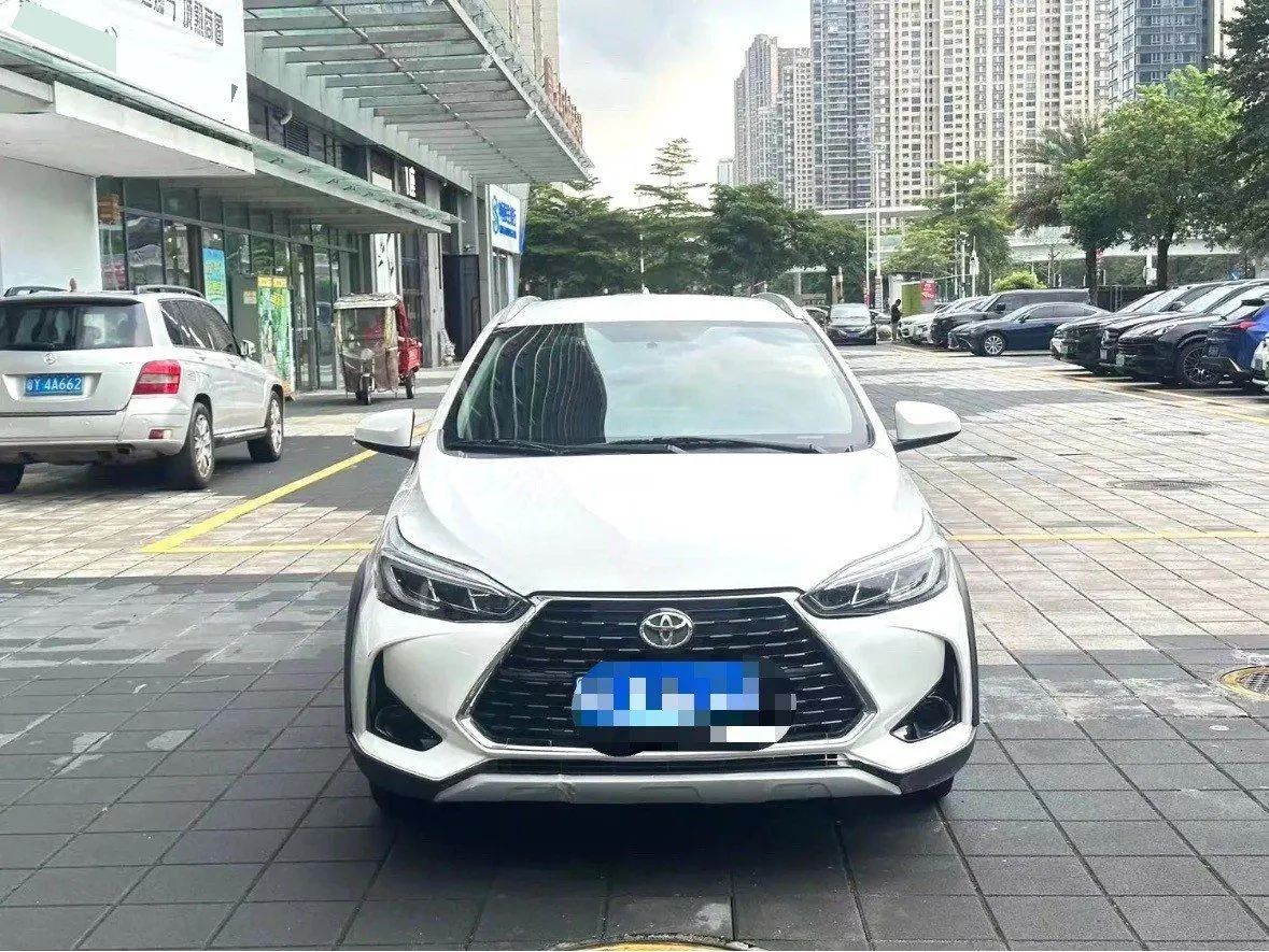 Toyota yaris 2022 YARiS L Zhixuan X 1.5 Stepless Leading PLUS Edition Automatic Gear 2