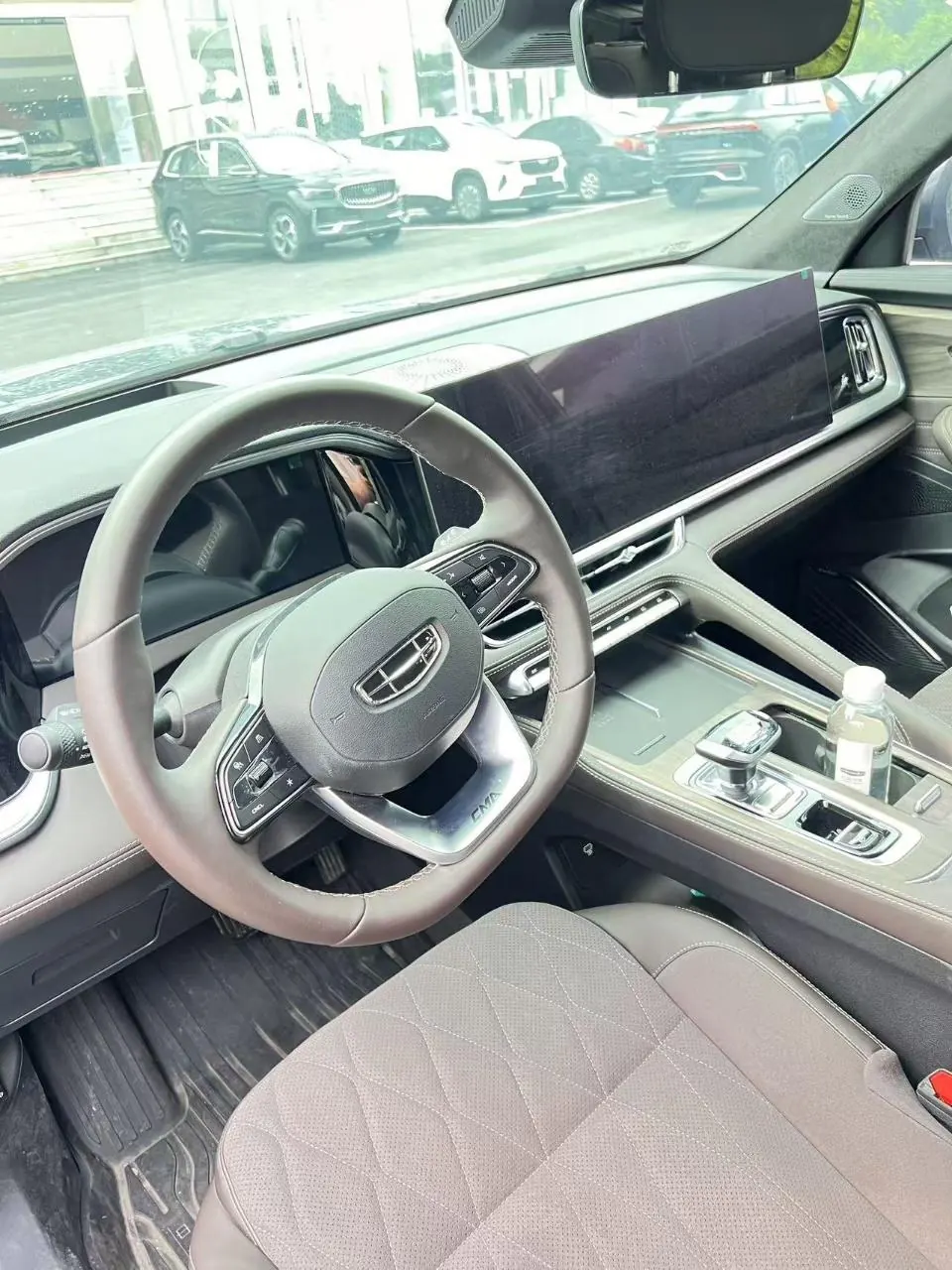 Geely 2026 XingyueL (Monjaro) 2.0TD Oriental Obsidian full moon version automatic gear 3