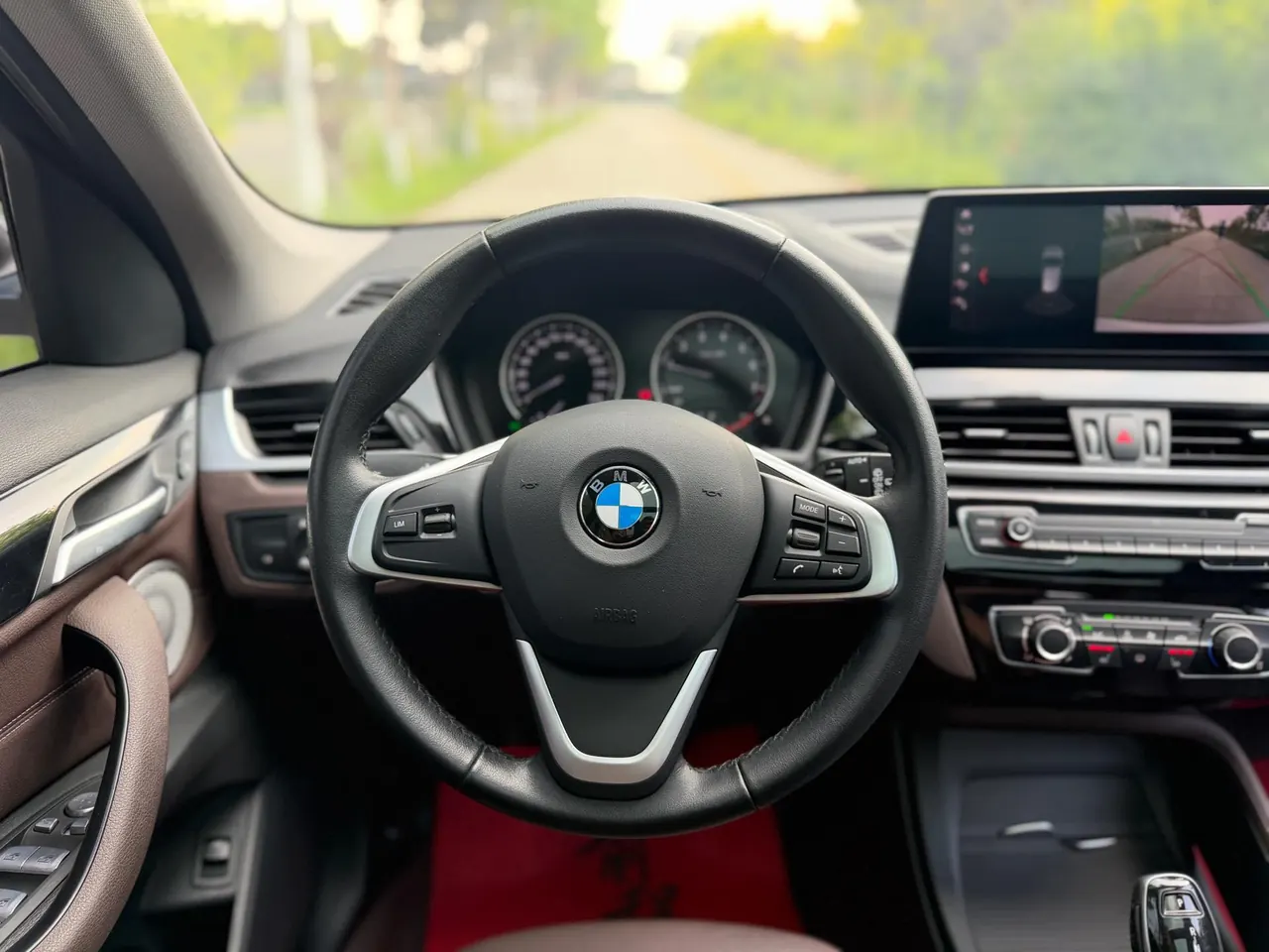 BMW 2022 X1 sDrive20Li 1.5T fashion automatic gear 10