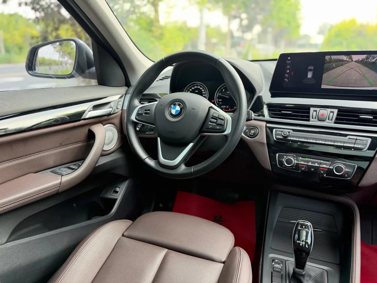 BMW 2022 X1 sDrive20Li 1.5T fashion automatic gear 11