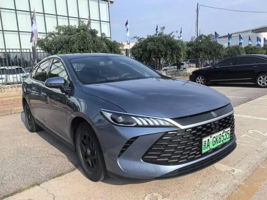 BYD 2025 Qin PLUS DM-i 1.5 stepless intelligent driving version 55KM leading automatic gear 2