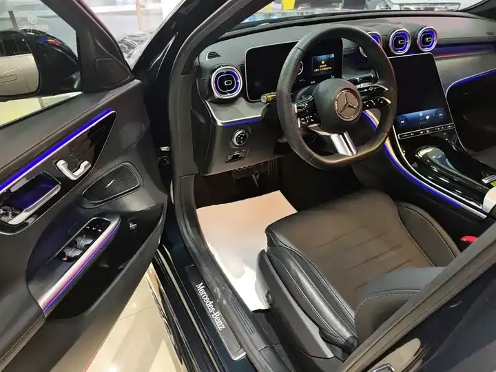 Mercedes Benz Class C 2023 C 260 L Sports Edition 12