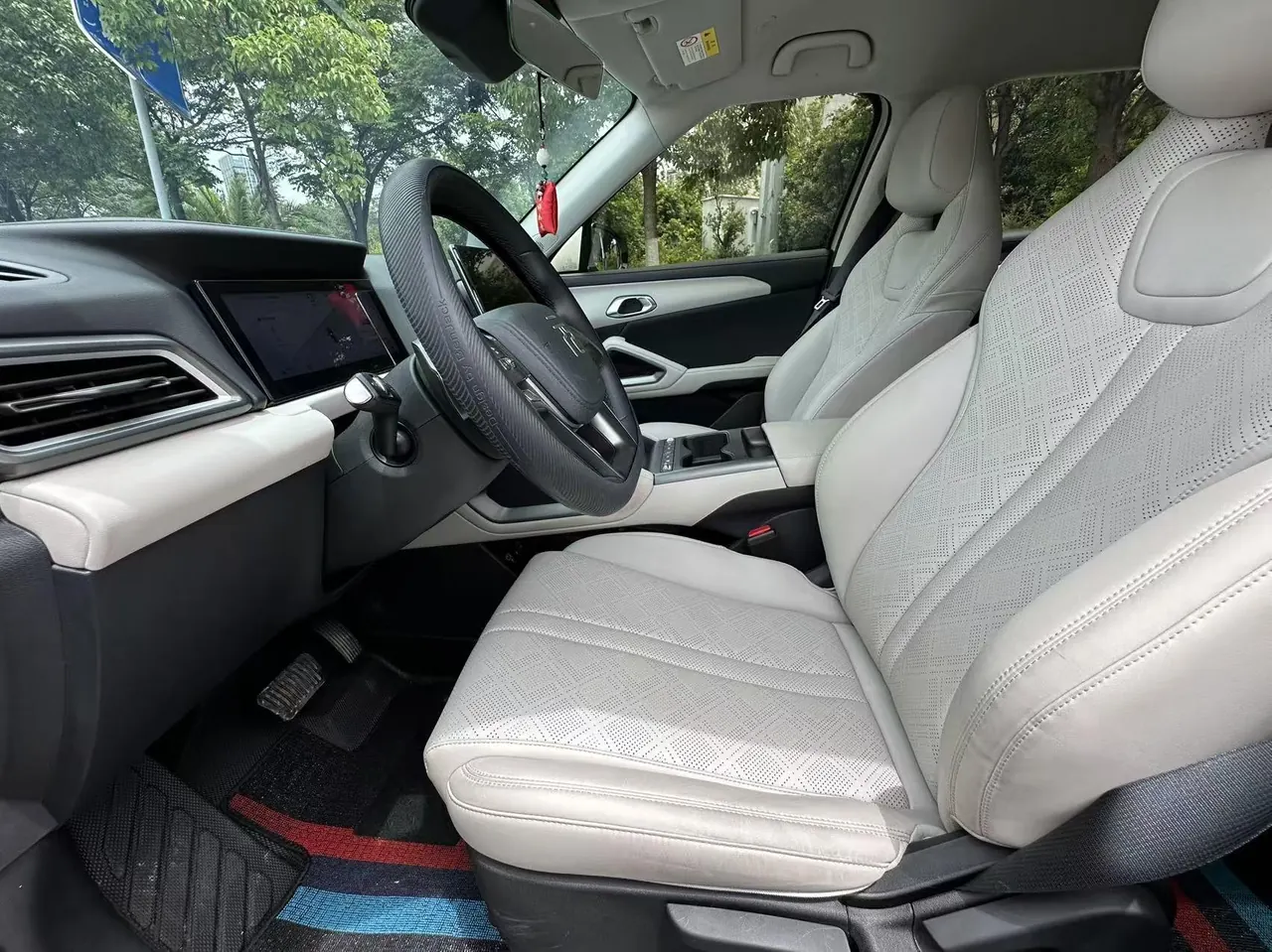 BYD 2025 Yuan UP Smart Driving 401KM Vital Automatic Gear 4