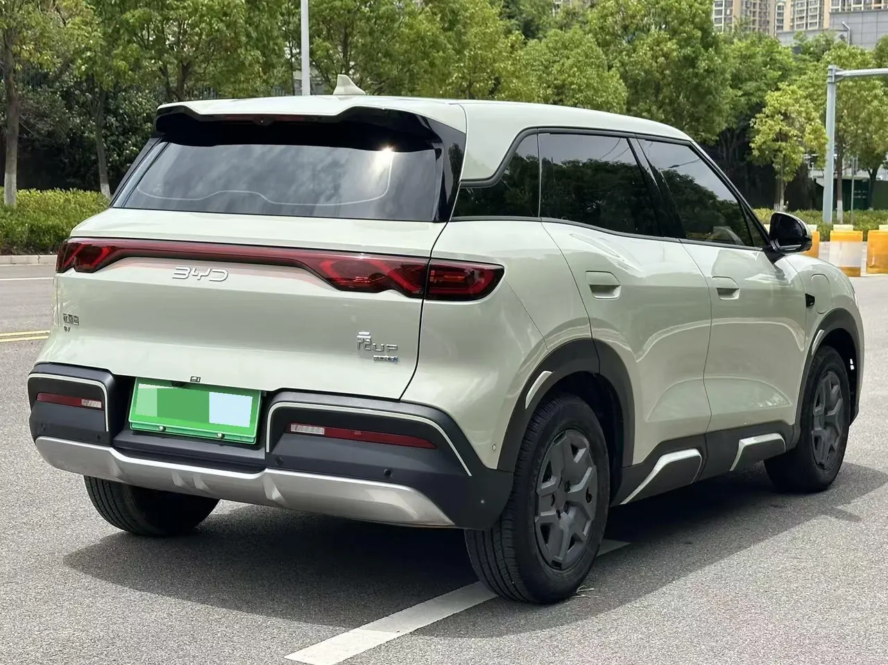 BYD 2025 Yuan UP Smart Driving 401KM Vital Automatic Gear 7