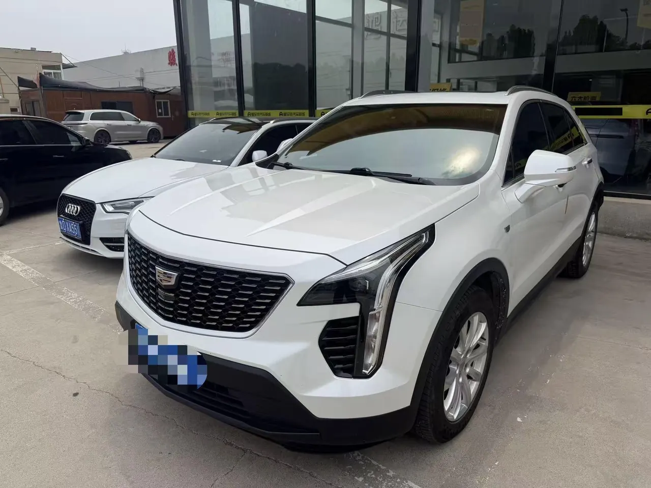 Cadillac 2021 XT4 2.0T 28T Two-Drive Technical Automatic Gear - View 1