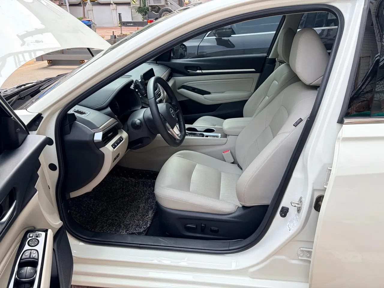 Nissan 2021 Teana 2.0 Stepless XL Upper AD1 Smart Navigation Edition Automatic Gear 3