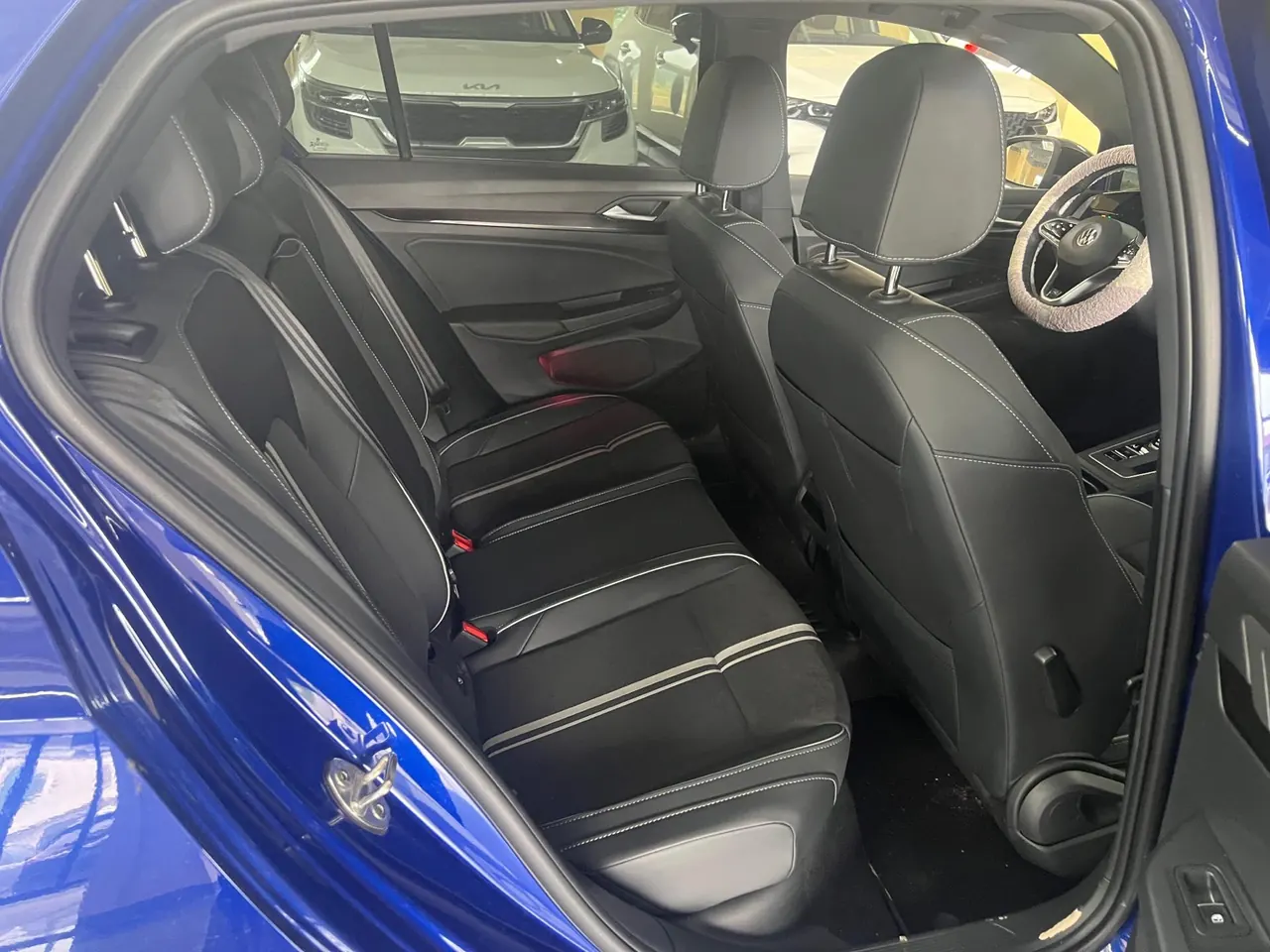 Volkswagen 2021 Golf 8 R-Line 1.4TSI 280TSI Automatic 17