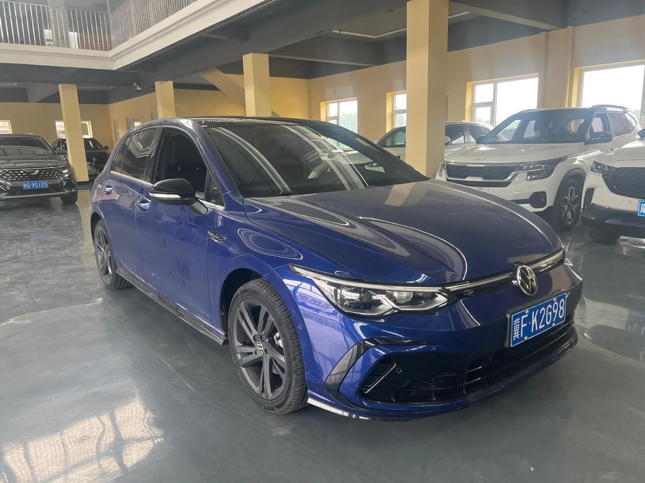 Volkswagen 2021 Golf 8 R-Line 1.4TSI 280TSI Automatic 2