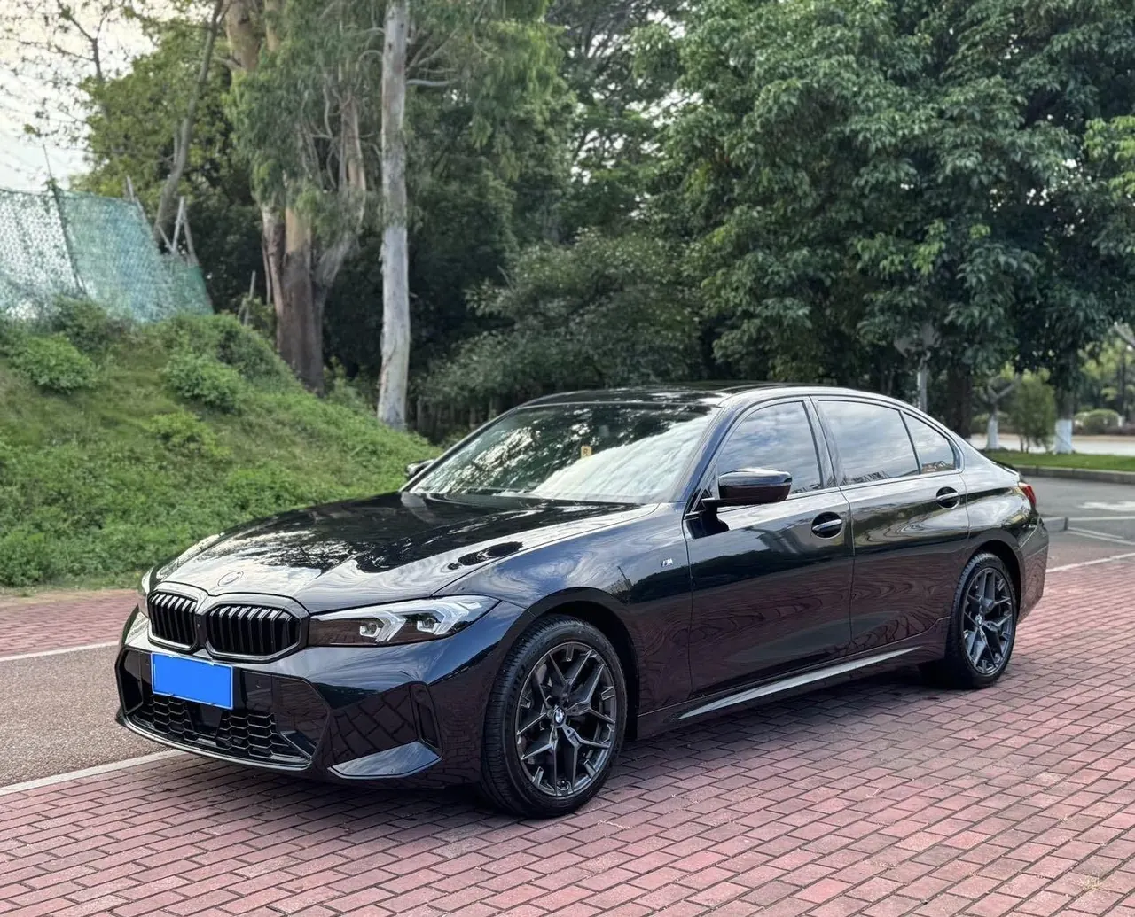 BMW 3 Series 2025 330Li 2.0T M Sports Obsidian Night Suit Automatic Gear - View 1