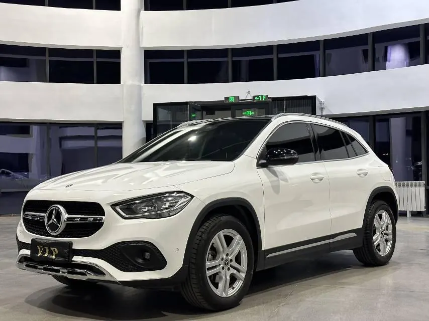 Mercedes Benz 2022 GLA 180 1.3T (modified) automatic gear - View 1