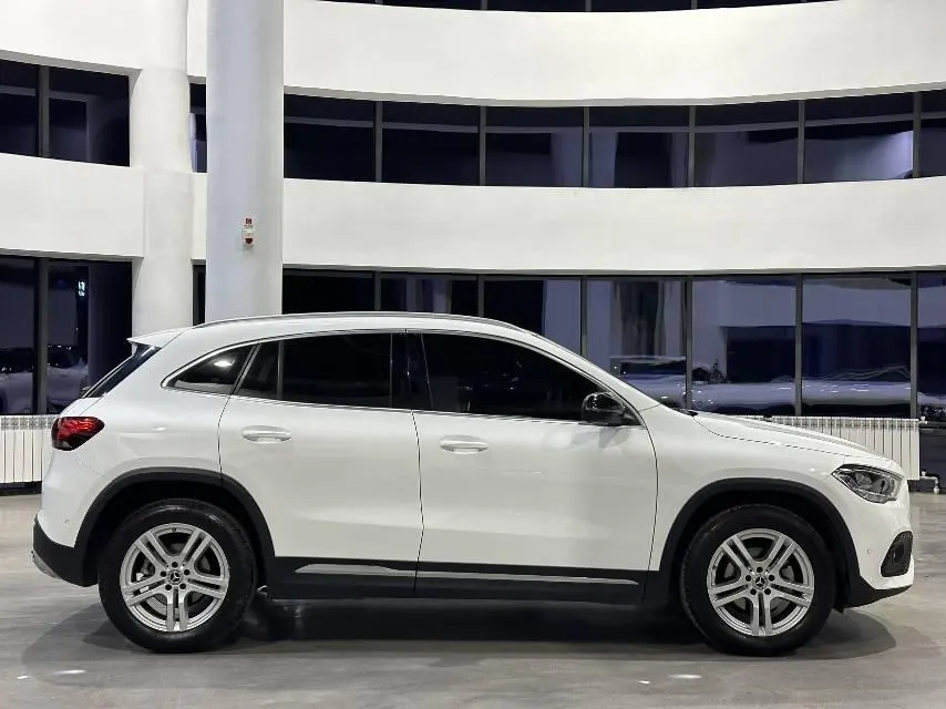 Mercedes Benz 2022 GLA 180 1.3T (modified) automatic gear 4