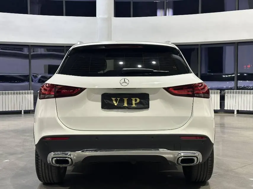Mercedes Benz 2022 GLA 180 1.3T (modified) automatic gear 7