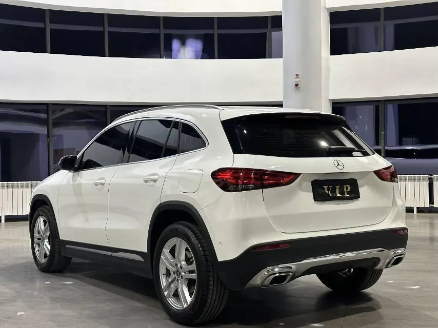 Mercedes Benz 2022 GLA 180 1.3T (modified) automatic gear 8