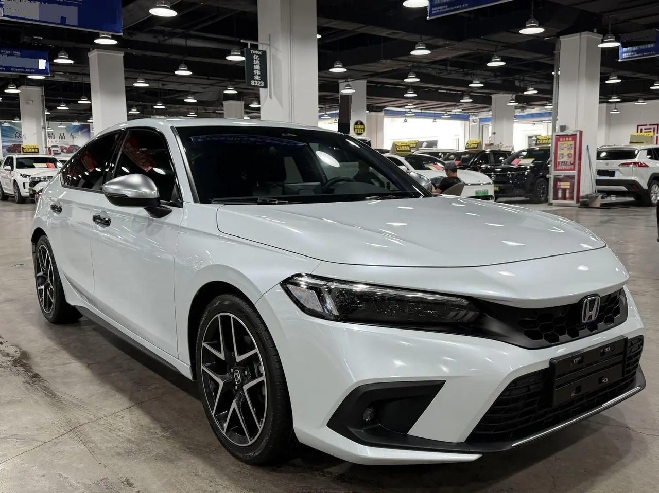 Honda 2023 Civic Hatchback e:HEV 2.0 Stepless Extreme Automatic Gear - View 1