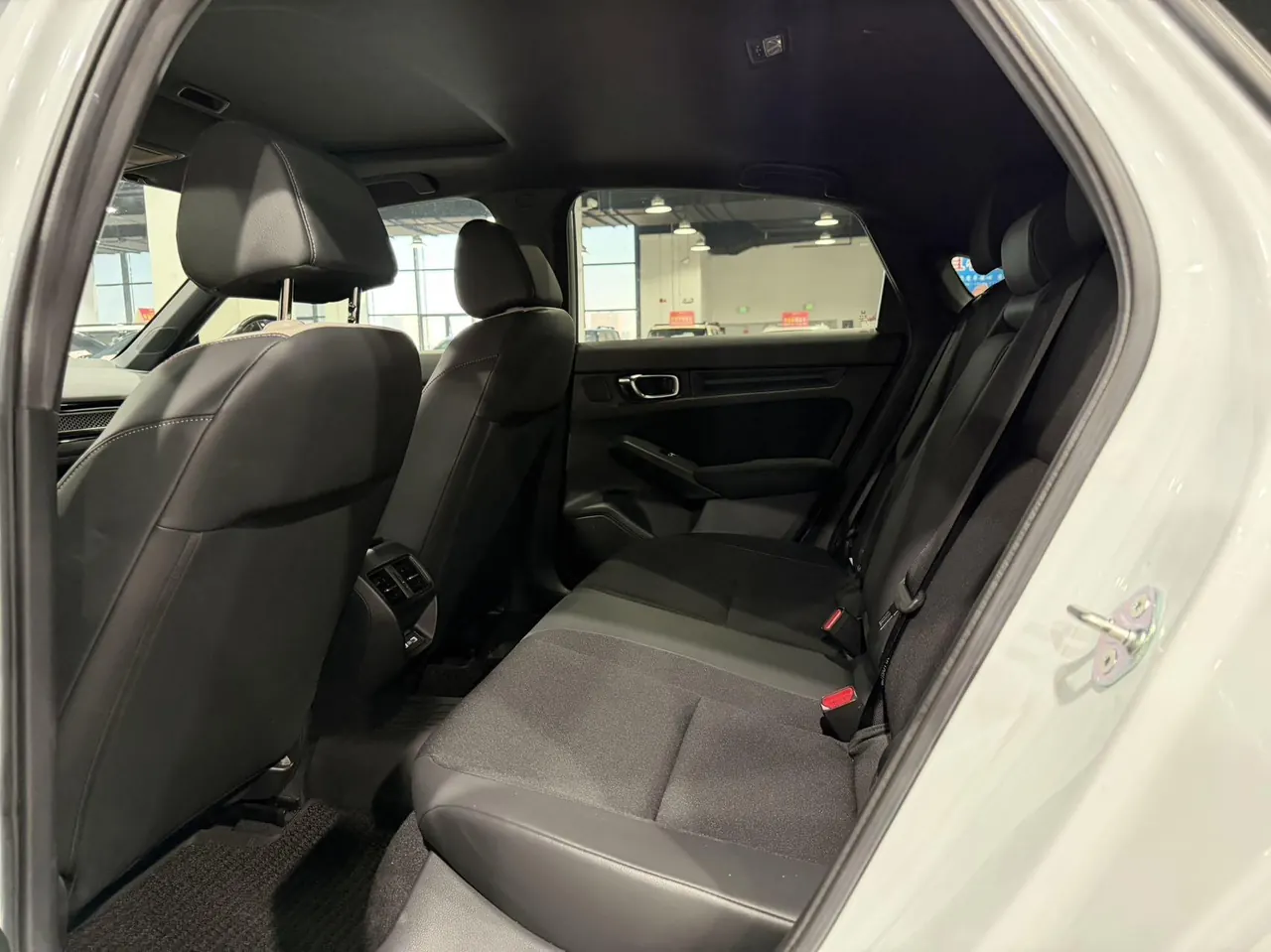Honda 2023 Civic Hatchback e:HEV 2.0 Stepless Extreme Automatic Gear 4