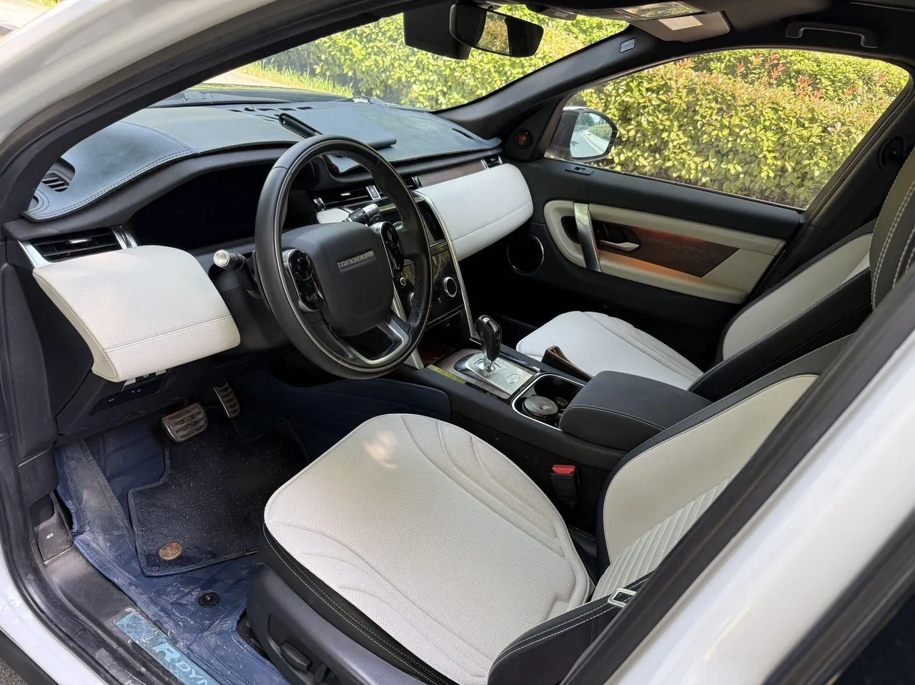 Land Rover 2020 Discovery Sports Edition 48V 2.0T 249PS R-Dynamic S Performance Edition Automatic Gear 2