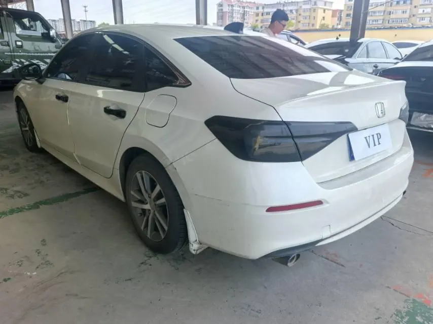 Honda 2022 Civic 1.5T Stepless 240TURBO Dynamic Automatic Gear 4