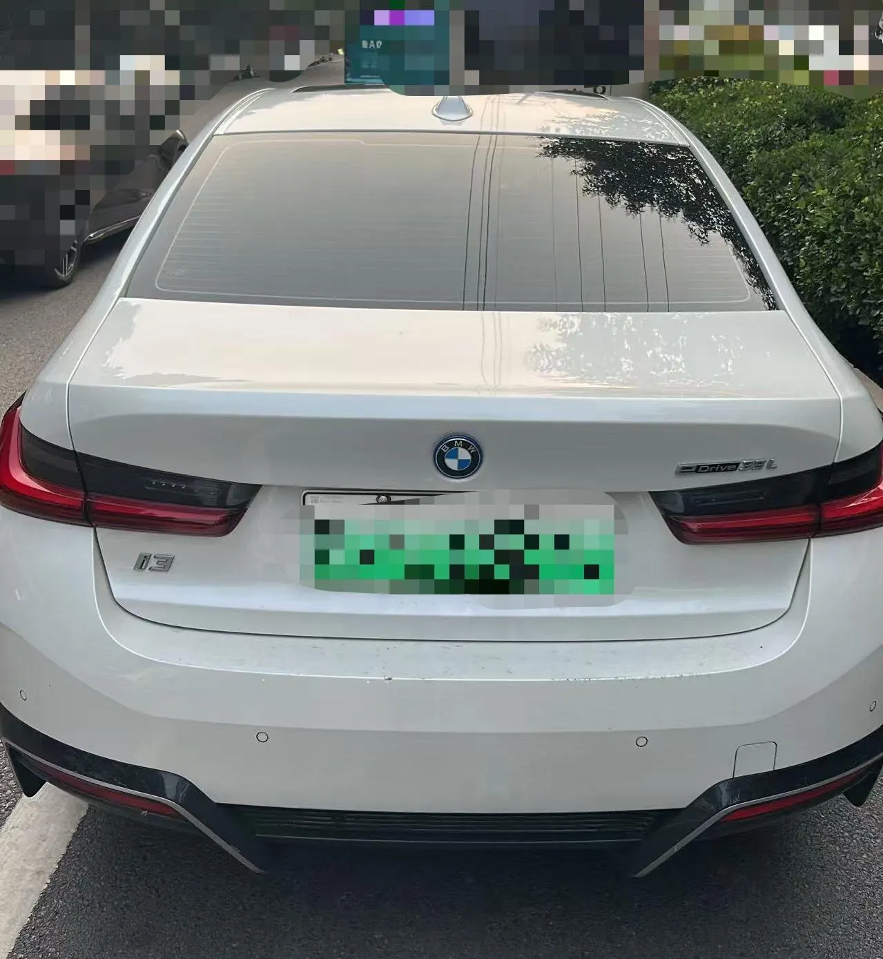 BMW 2024 i3 eDrive 35 L automatic gear 2